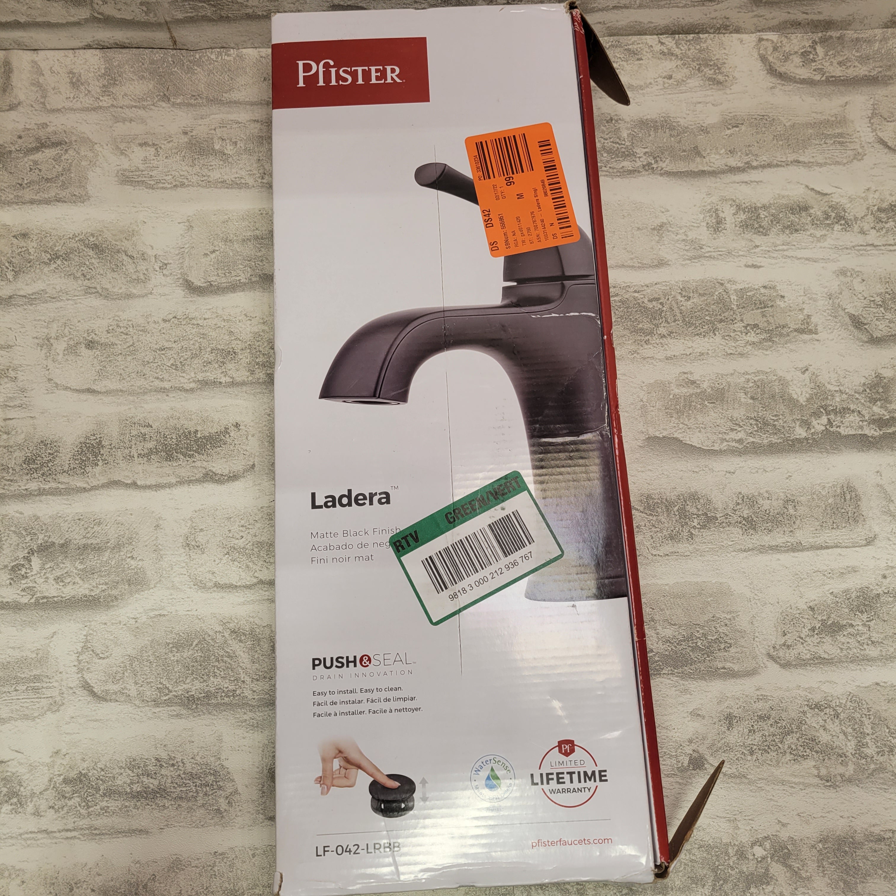 Pfister Ladera Single Hole Single-Handle Bathroom Faucet in Matte Black (7587994697966)